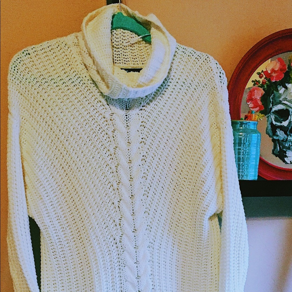 Kensie Chunky sweater